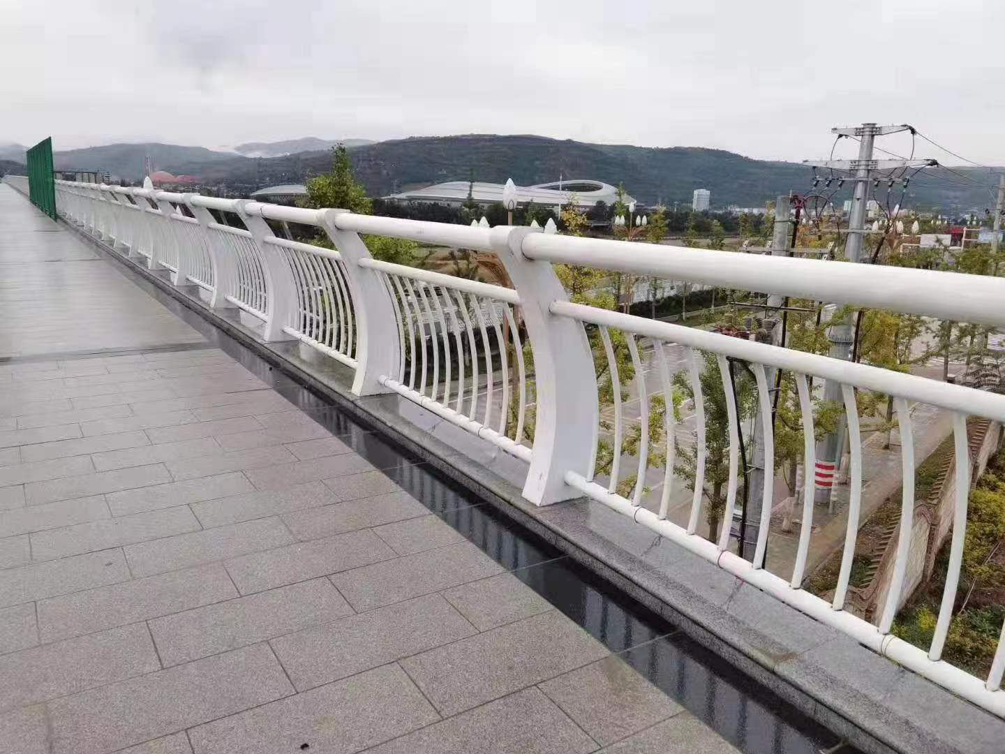 寧波鋁合金護(hù)欄